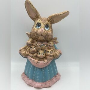 VTG Ceramic Bisque “Dona Mold”Sculpture Cotton Tail Mama Bunny Rabbit & 6 Babies